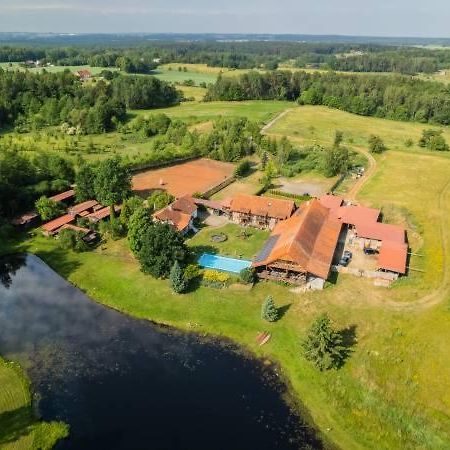 Agroturystyka "Dworek U Pelcow" Ryn  Exterior photo